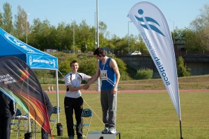 Roy congratulating the runner up in his event 